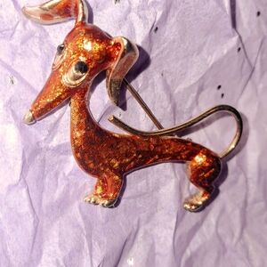 1960s Vintage COPPER  Colored Enamel On Gold Toned Metal Dachshund Brooch